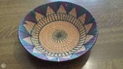 Corbeille en osier color�e violet et autres 0 M�rignies (59)