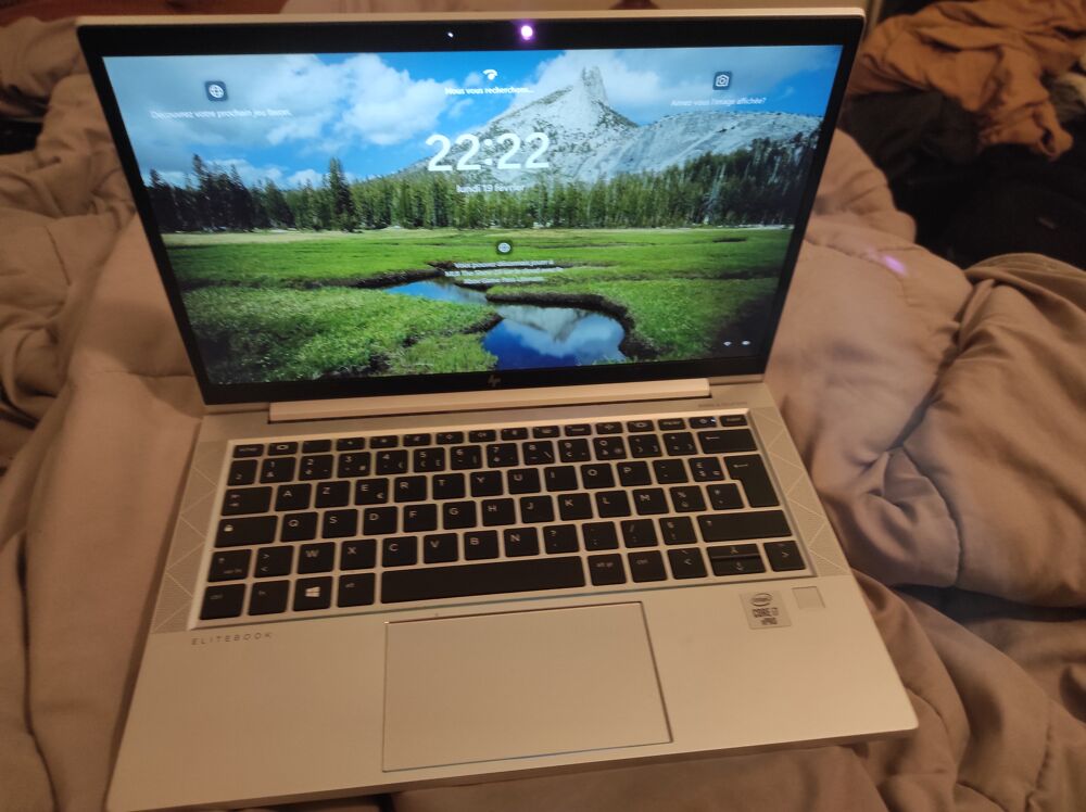 Pc i7 32Go Ram Ecran Tactile et reconnaissance faciale Matériel informatique