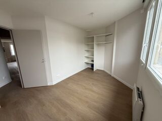  Appartement à louer 2 pièces 57 m²