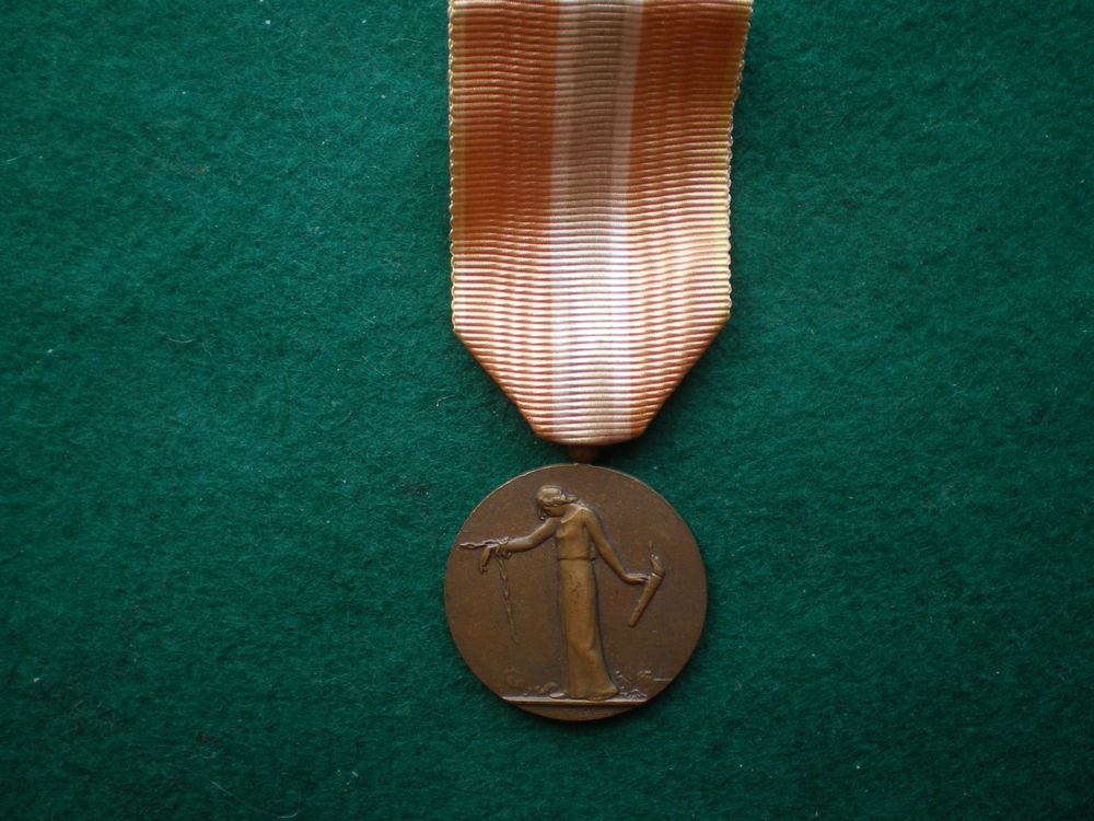M&eacute;daille des Prisonniers civils, D&eacute;port&eacute;s et Otages 14-18. 