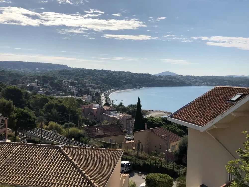 Location Appartement studio à l'année - BANDOL (83150) Bandol