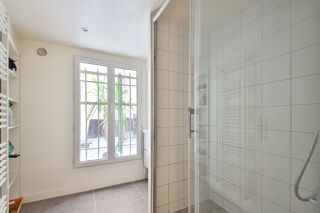  Appartement � vendre 5 pi�ces 106 m� Paris