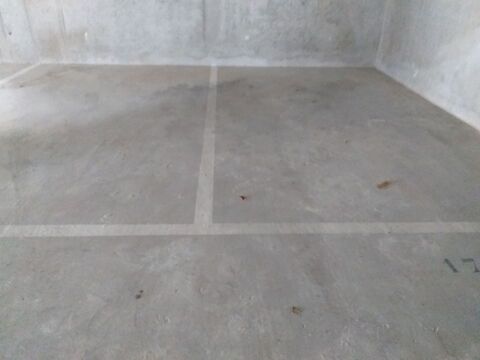  Parking / Garage � louer 13 m�