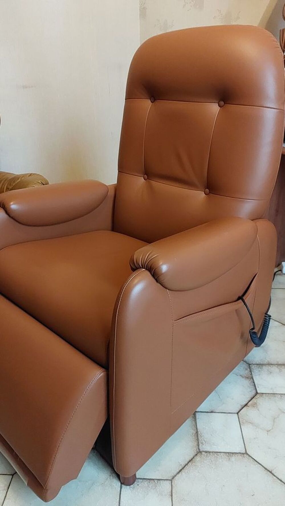 Fauteuil inclinable &eacute;lectrique type Stressless Meubles