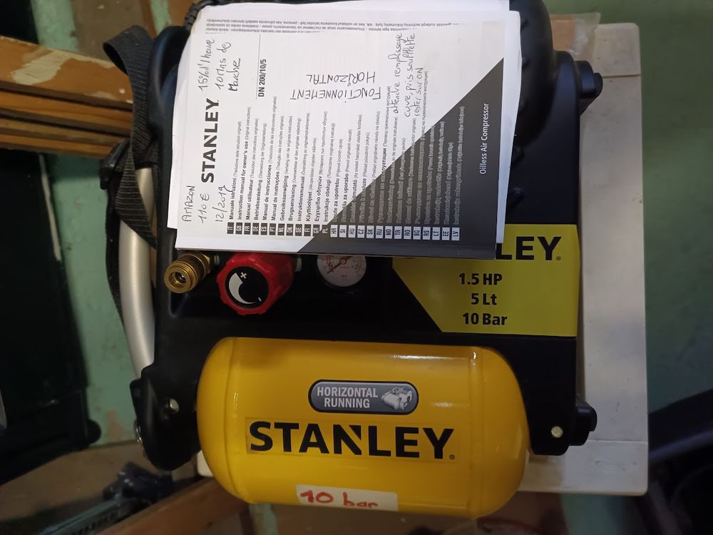 Stanley Compresseur DN200/10/5 - Compresseur &agrave; Air 10 Bar - Bricolage