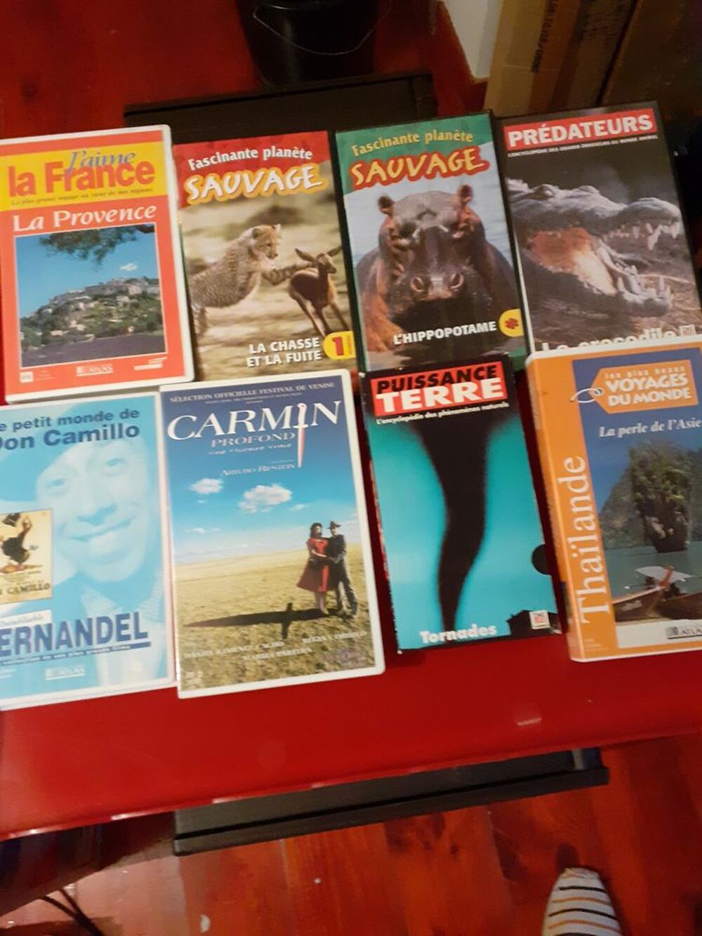 LOT de 22 VHS DIVERS ( Film, Musique, Animalier....) DVD et blu-ray