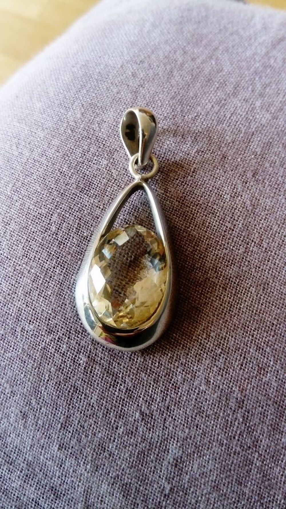 Pendentif citrine et argent Bijoux et montres