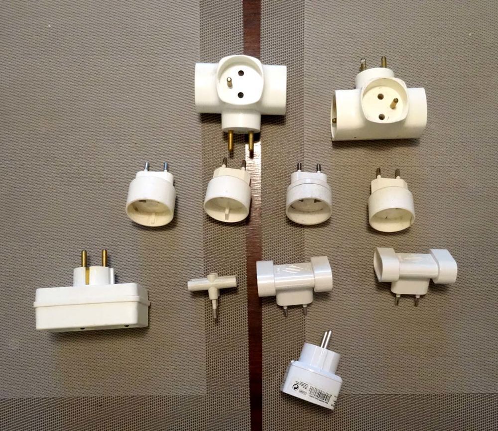 Multiprise/adaptateur &eacute;lectrique muraux lot de 10 Bricolage