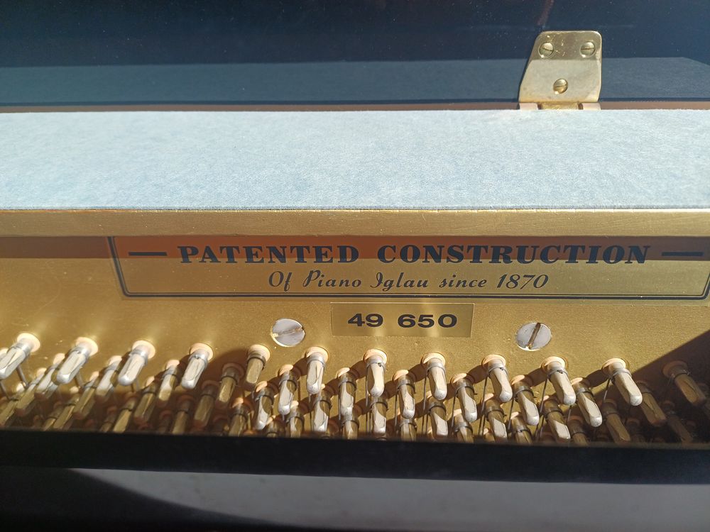 Piano droit Hoffman &amp; Czerny Instruments de musique