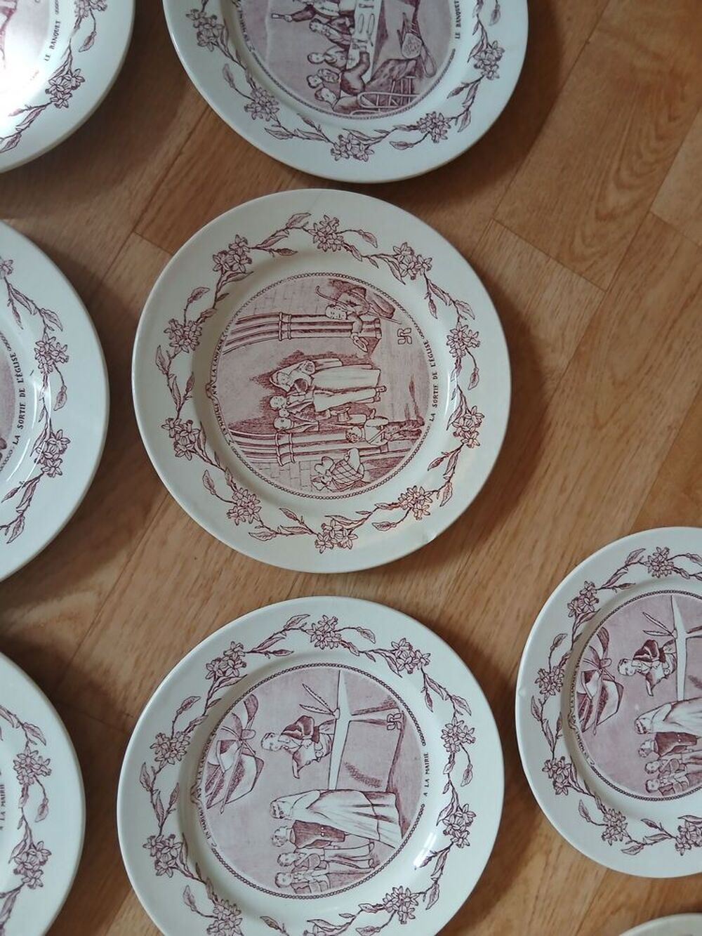 Lot assiettes &agrave; dessert vintage Décoration