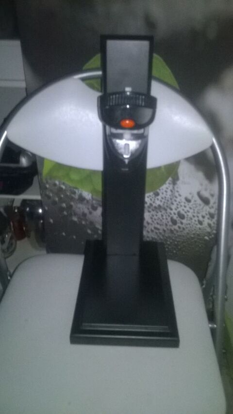 Porte bouteille doseur 
avec plateau 
NEUF 
Avec notice
10 Talange (57)