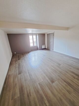  Appartement à louer 1 pièce 45 m²