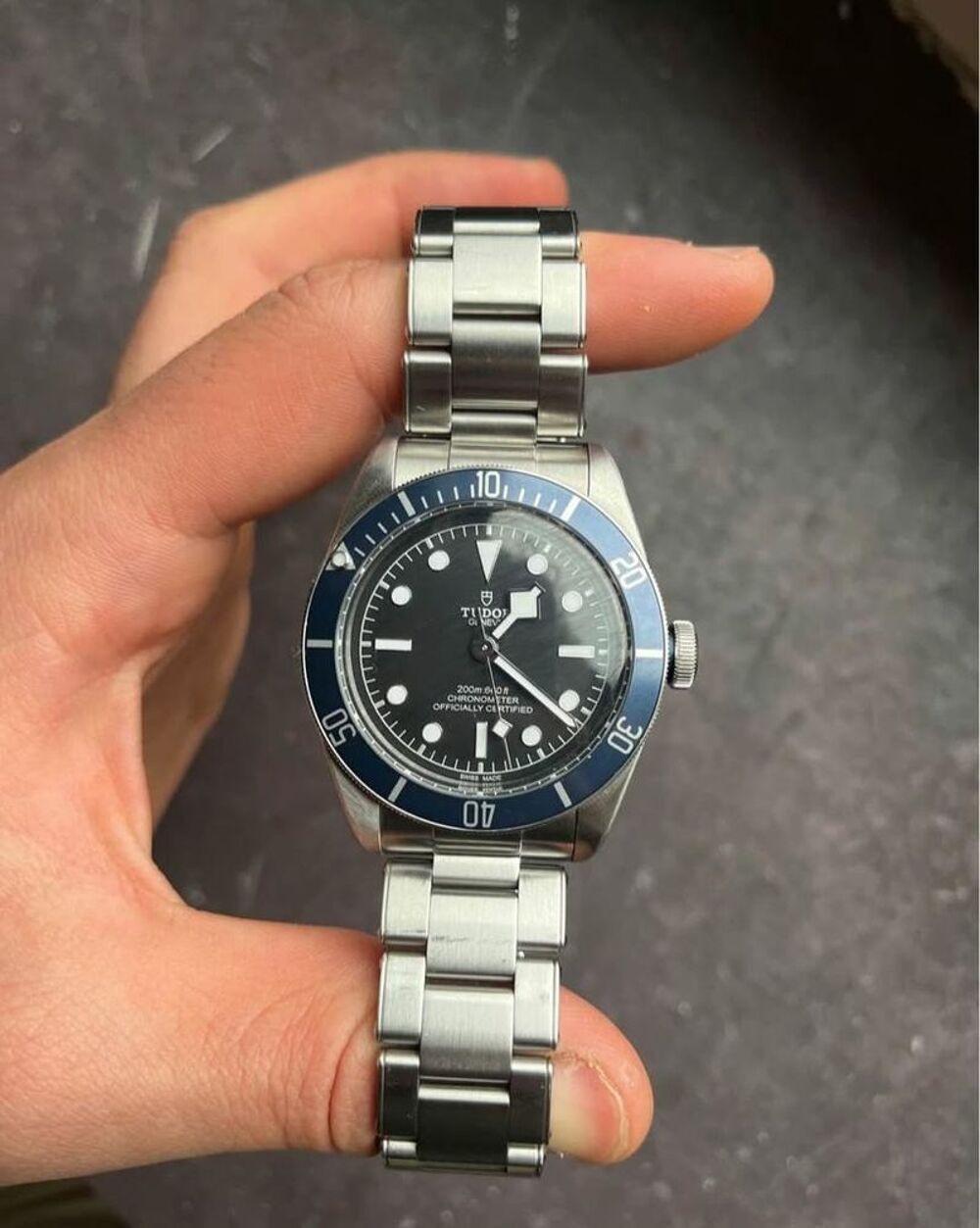 Tudor black bay Bijoux et montres