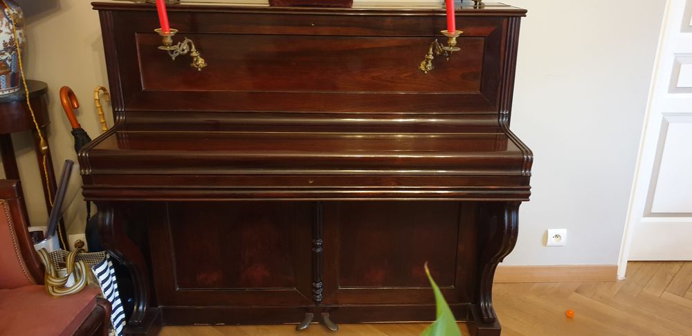 beau piano Debain 200 euros Instruments de musique