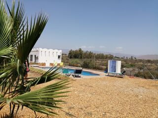 Location  Maison - Villa 