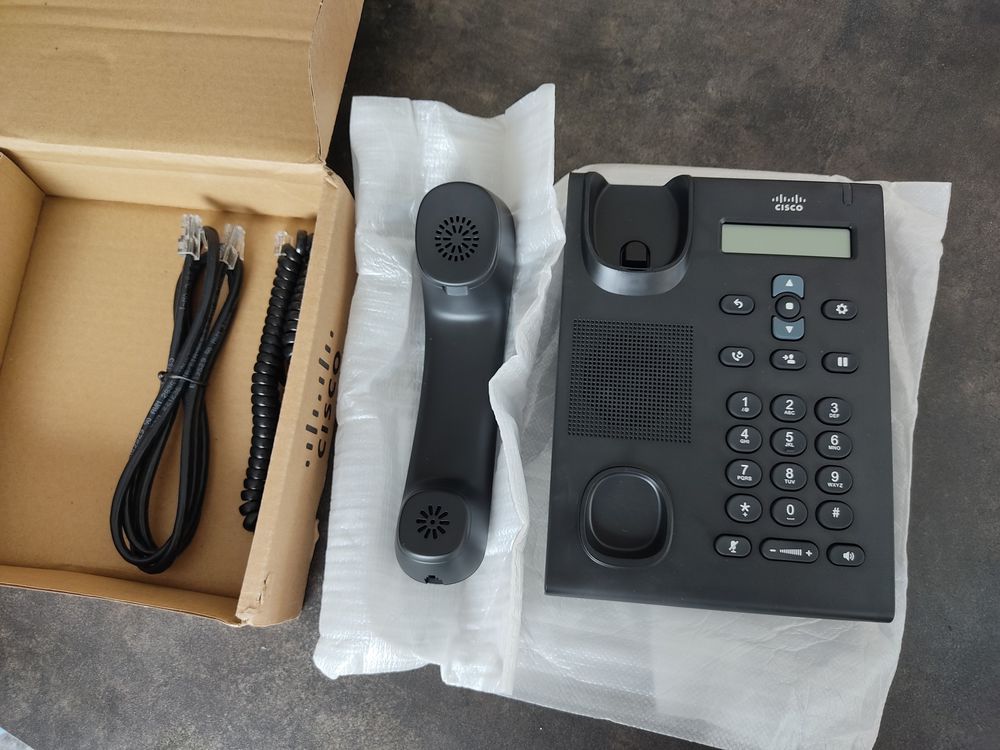 T&eacute;l&eacute;phone IP Cisco CP3905 V2 neuf Téléphones et tablettes