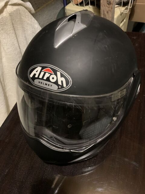 casque moto Airoh Helmet 10 Caderousse (84)