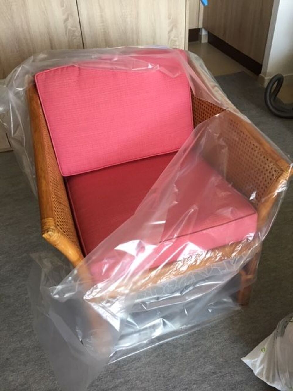 Fauteuil en rotin cann&eacute; Meubles