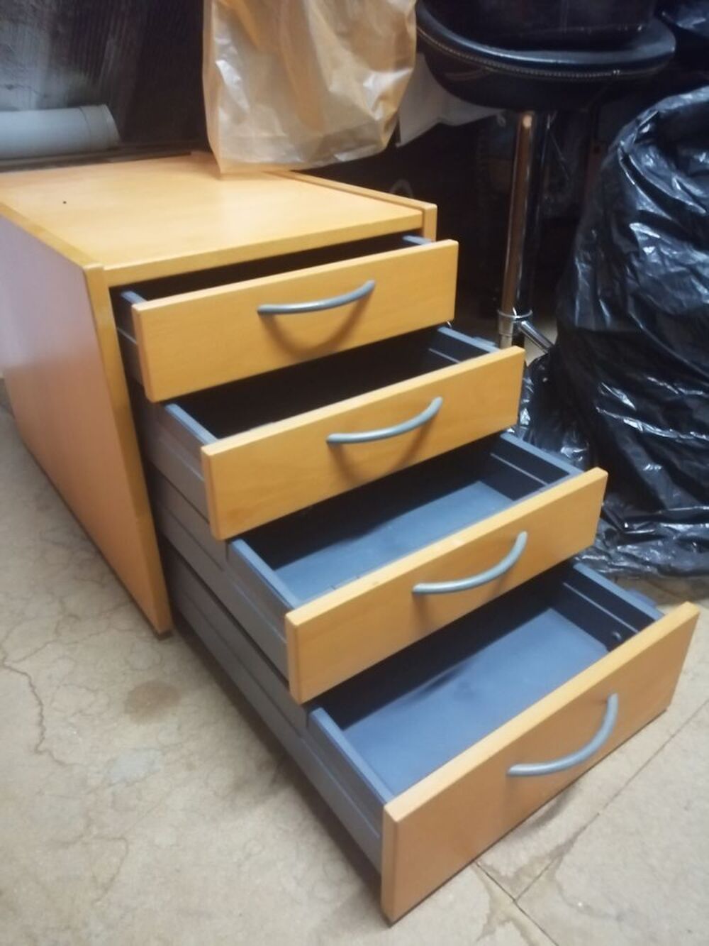 CAISSON BUREAU BOIS A CLEF Meubles