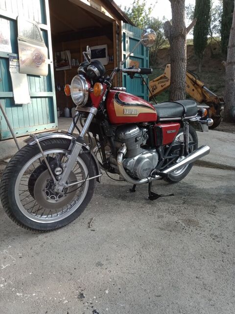 Moto YAMAHA 1975 occasion Montauriol 66300