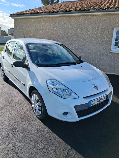 Renault clio iii 1.2 16V 75 eco2 Aliz&eacute;