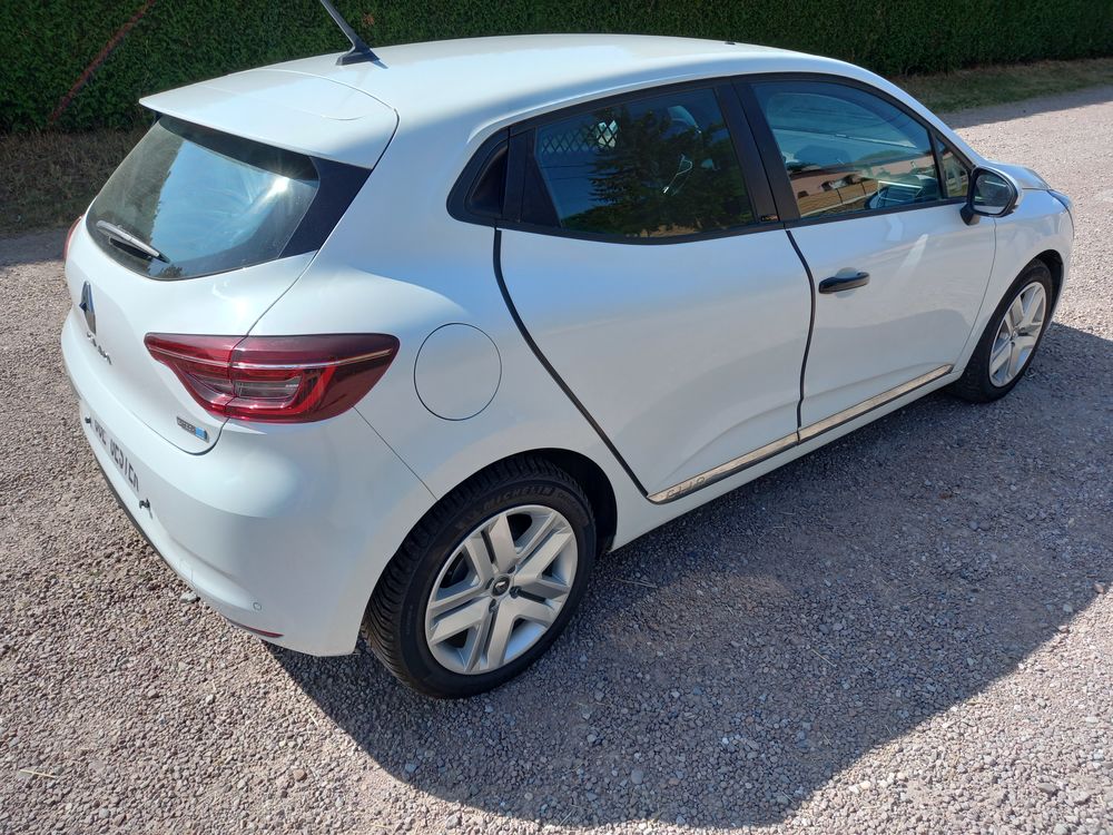 Clio V STE 1.6 E-TECH 140 BUSINESS GPS 2 PLACES 48430 KMS 2021 occasion 88220 Urim&eacute;nil