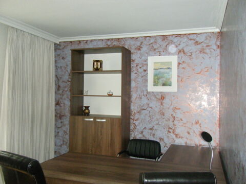  Villa  louer 8 pices 180 m