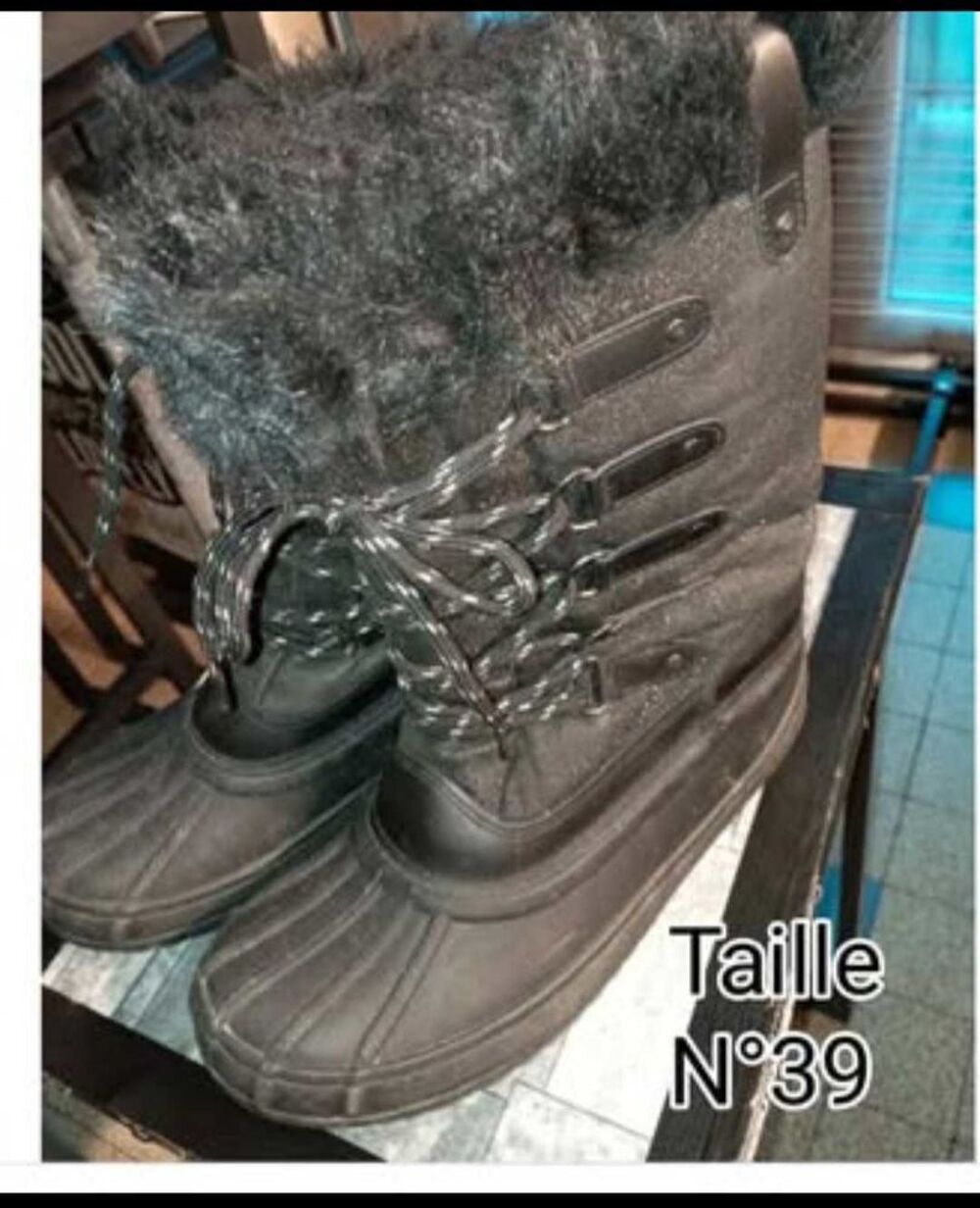 Diff&eacute;rentes Paires de Chaussures et diff&eacute;rentes tailles Chaussures