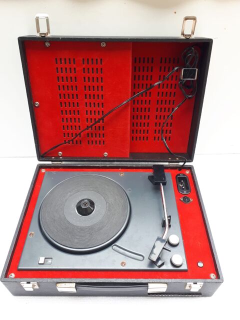 Electrophone vintage DUCRETET THOMSON  40 Montigny-Lencoup (77)