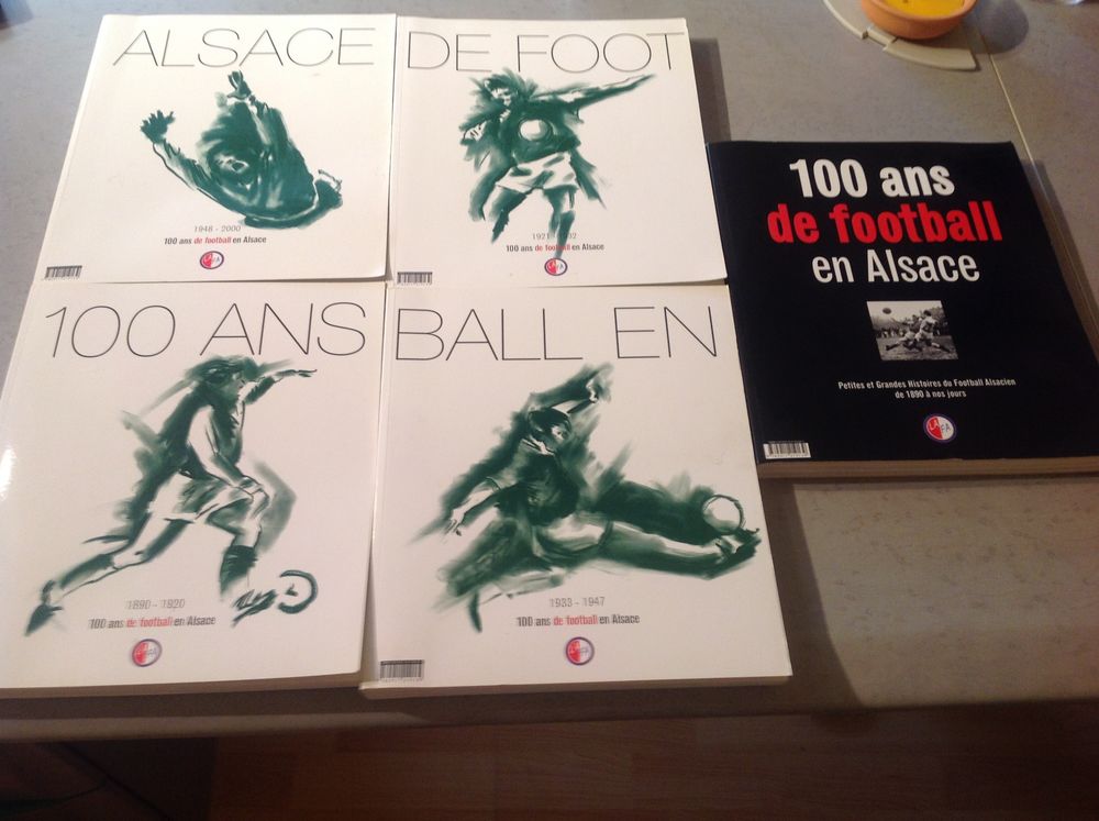 Livres rares 100 ans de Football en Alsace. Livres et BD