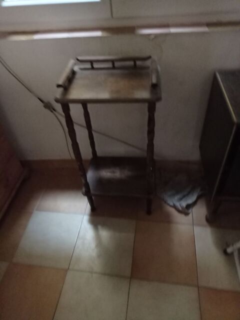 console bois 5 Salernes (83)