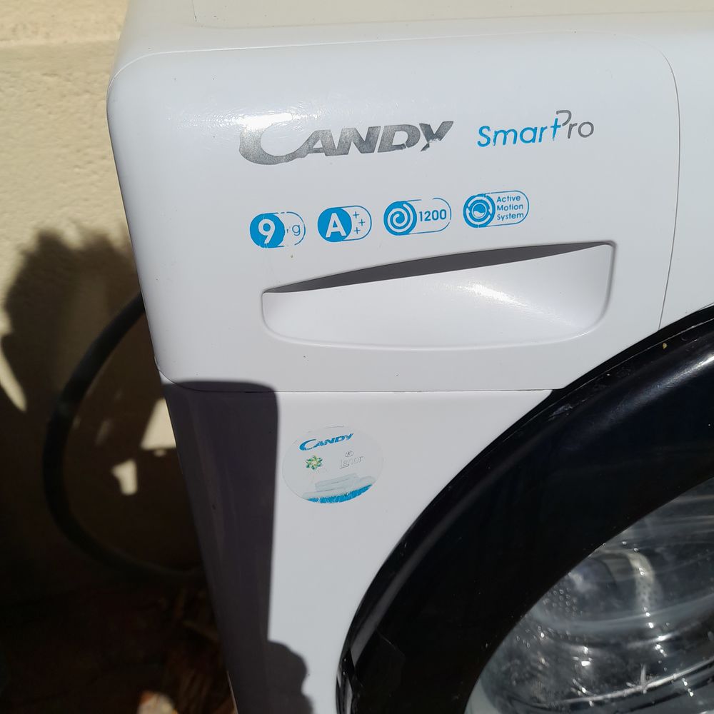 Lave linge Candy Smart Pro 9kg A+++ 1200tr/mn &eacute;cran tactile Electroménager