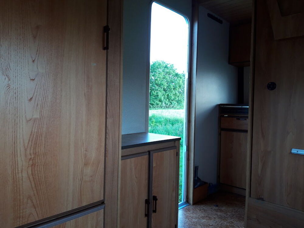   Sur terrain de camping Gites de France 2 épis,6 emplacements Aquitaine, Lespielle (64350)
