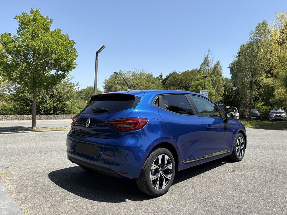 Clio V Clio Blue dCi 100 Evolution 2023 occasion 64600 Anglet