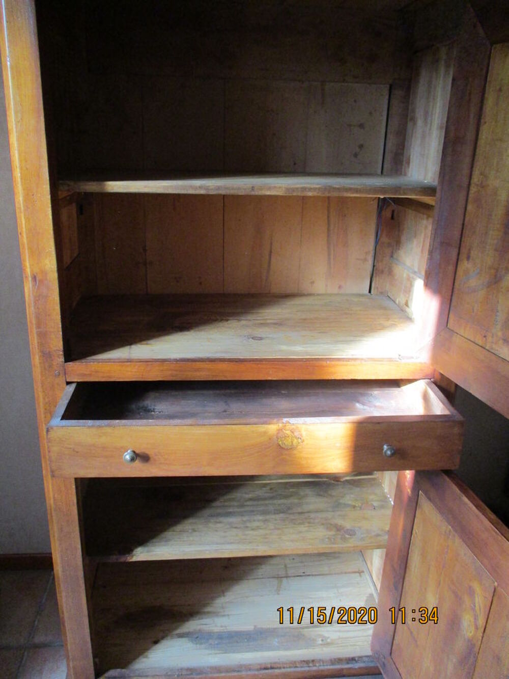 armoire homme debout Meubles
