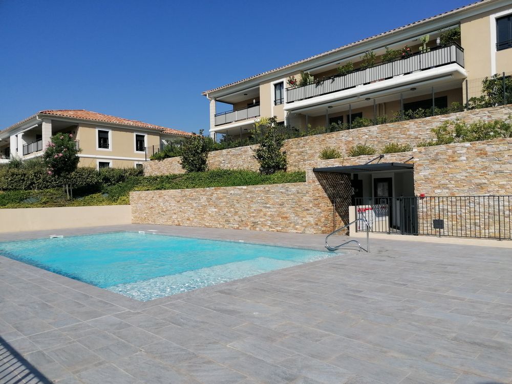 Vente Appartement Appartement 2 pièces 52 m2 Boulouris sur Mer Saint-raphaël