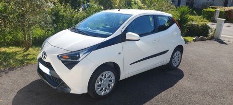 Toyota aygo 1.0 VVT-i x-play