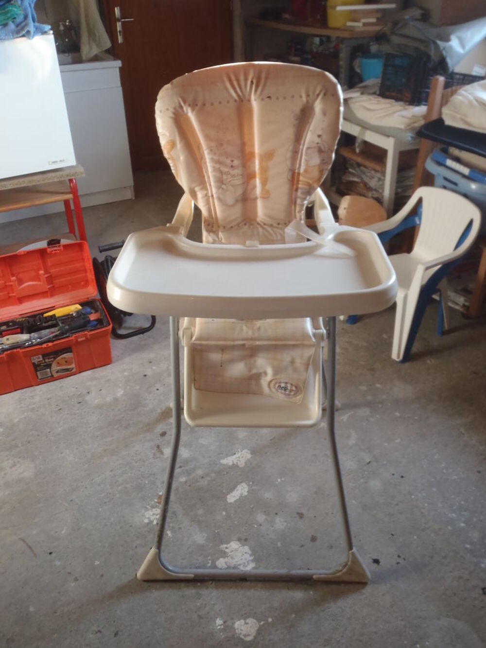 chaise haute BB Puériculture