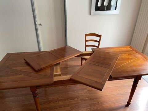 Table + 6 chaises 350 Chevreuse (78)