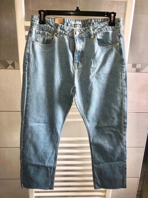 Jeans straight Creeks 7/8 eme taille 40  10 euros
10 Montral (32)