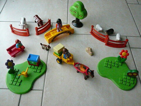 Playmobil 1 2 3 ? Coffret famille  la campagne 25 Franqueville-Saint-Pierre (76)