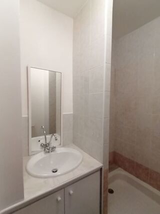  Appartement � vendre 4 pi�ces 65 m�