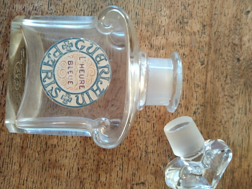 Flacon de parfum vide en Baccarat 