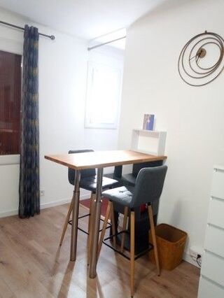  Appartement à louer 1 pièce 25 m²
