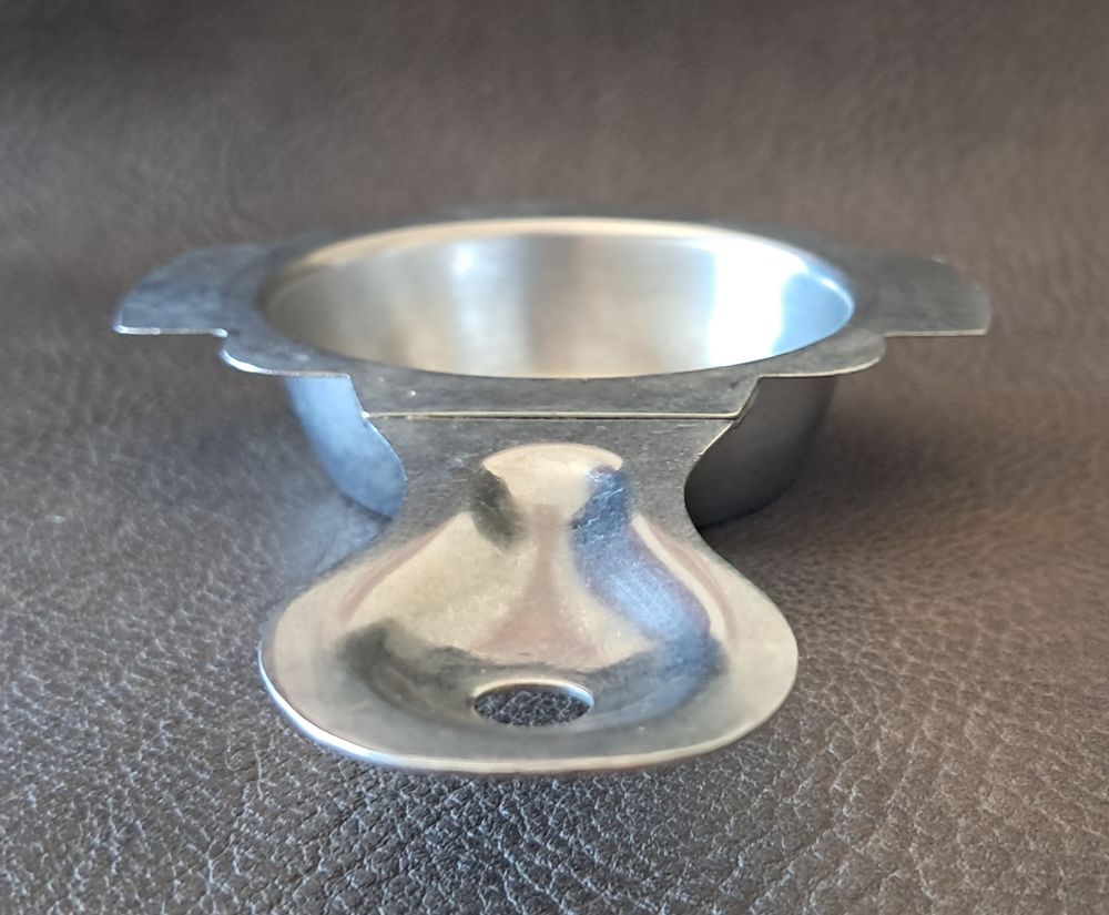 passoire filtre passe th&eacute; passe lait estampill&eacute; fr inox Cuisine
