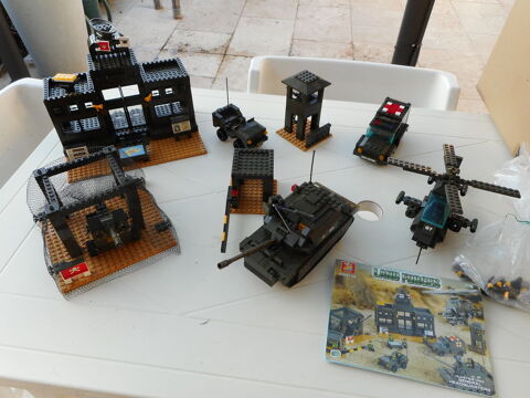 BASE MILITAIRE LEGO AVEC UN ENSEMBLE DE VEHICULES 75 Mazan (84)