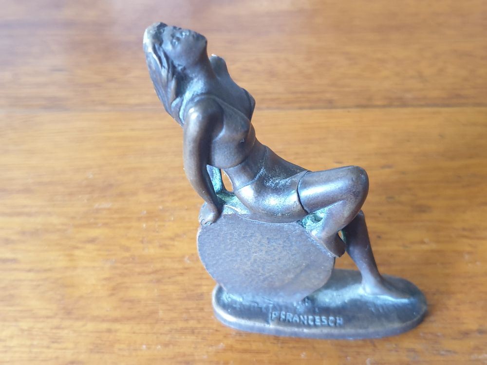 Jolie petit bronze sign&eacute; ( P Francesch ) Décoration