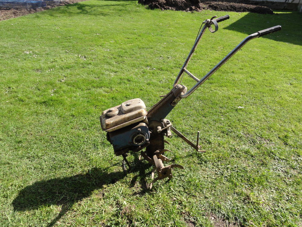 Motobineuse HONDA FS28 Jardin