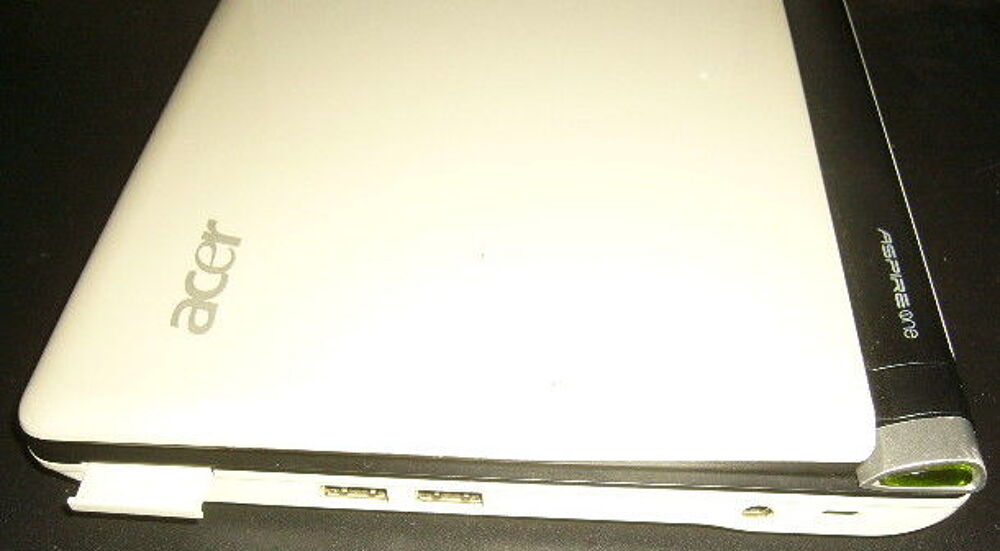 pc ultraportable ACER aspire one series 250Gb 2Go Matériel informatique