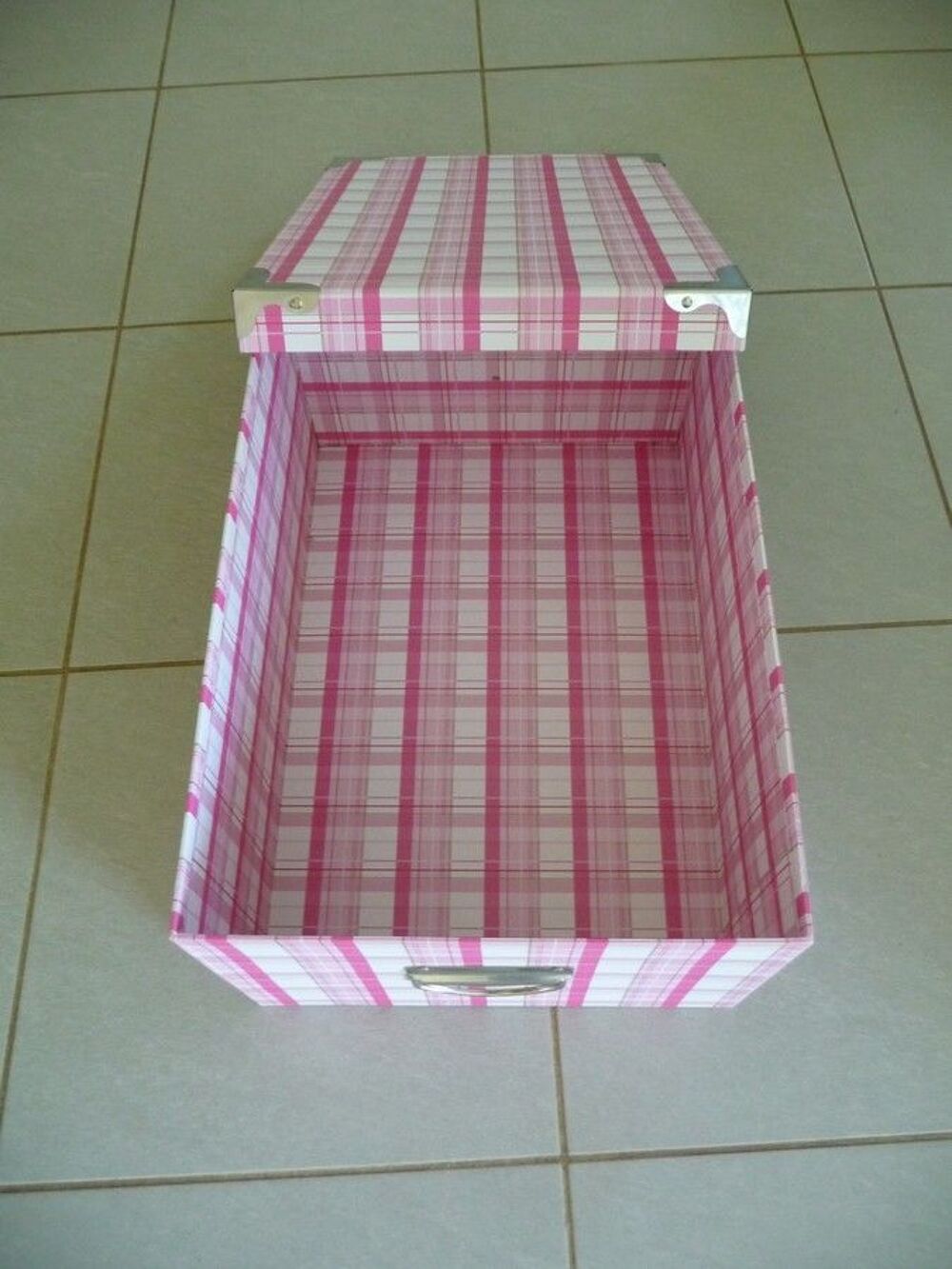 Boite de rangement rayures roses - Neuve Décoration